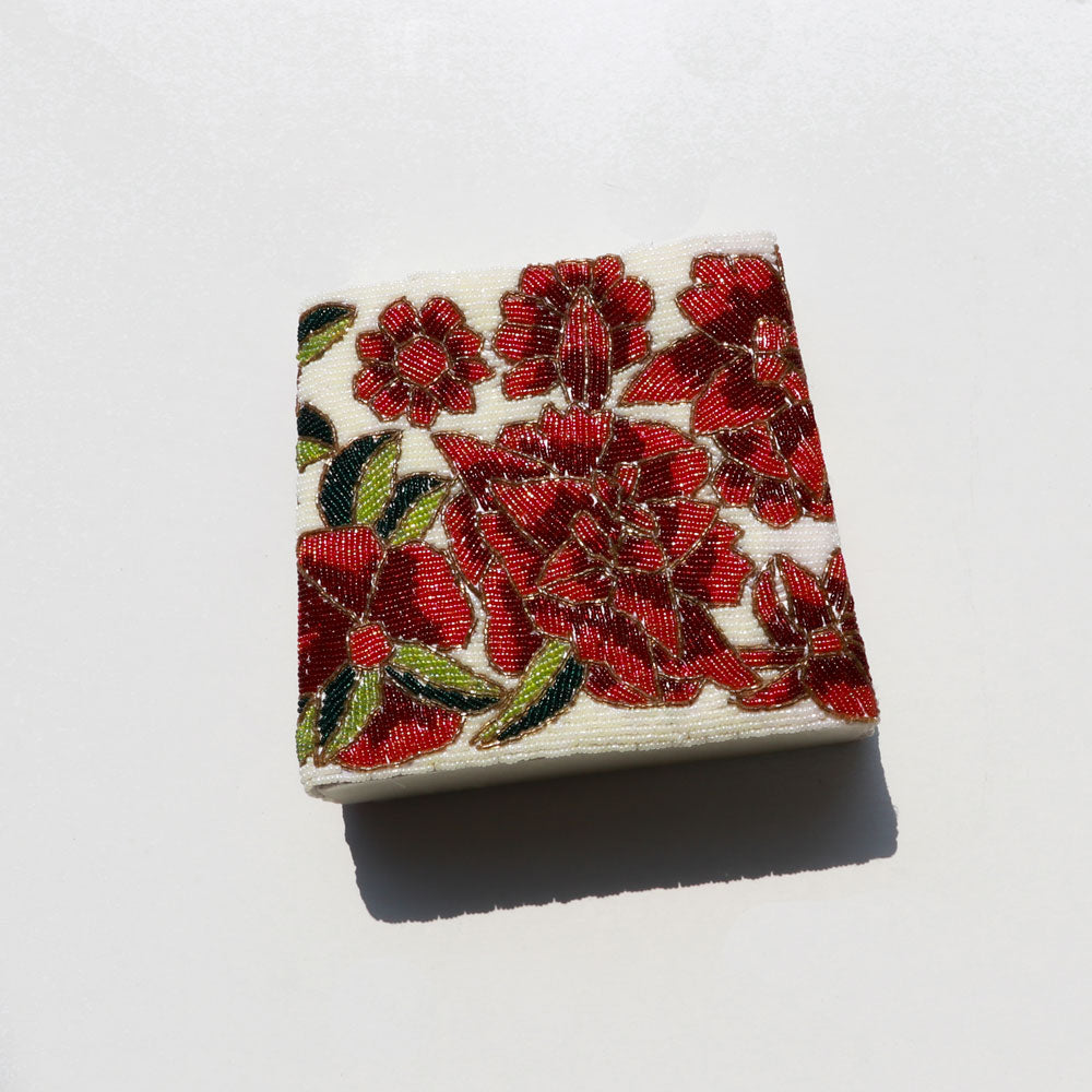 Sasha Flaura &amp; Fauna