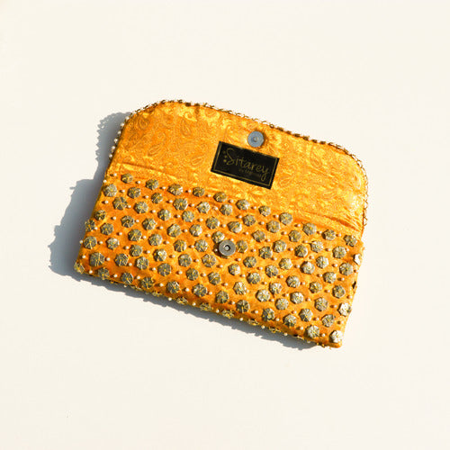 Scintillating Saffron